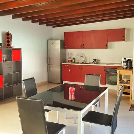 Prázdninový dům One Bedroom House With Private Pool Enclosed Garden And Wifi At Nazaret