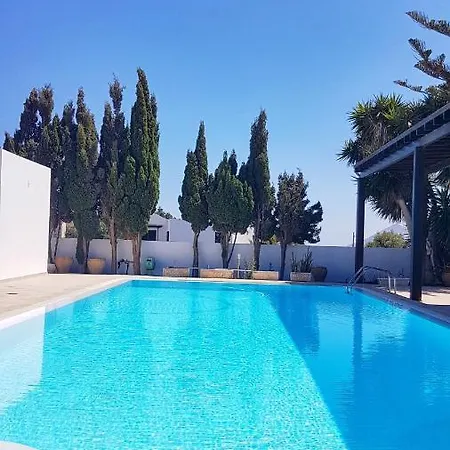 One Bedroom House With Private Pool Enclosed Garden And Wifi At * Nazaret